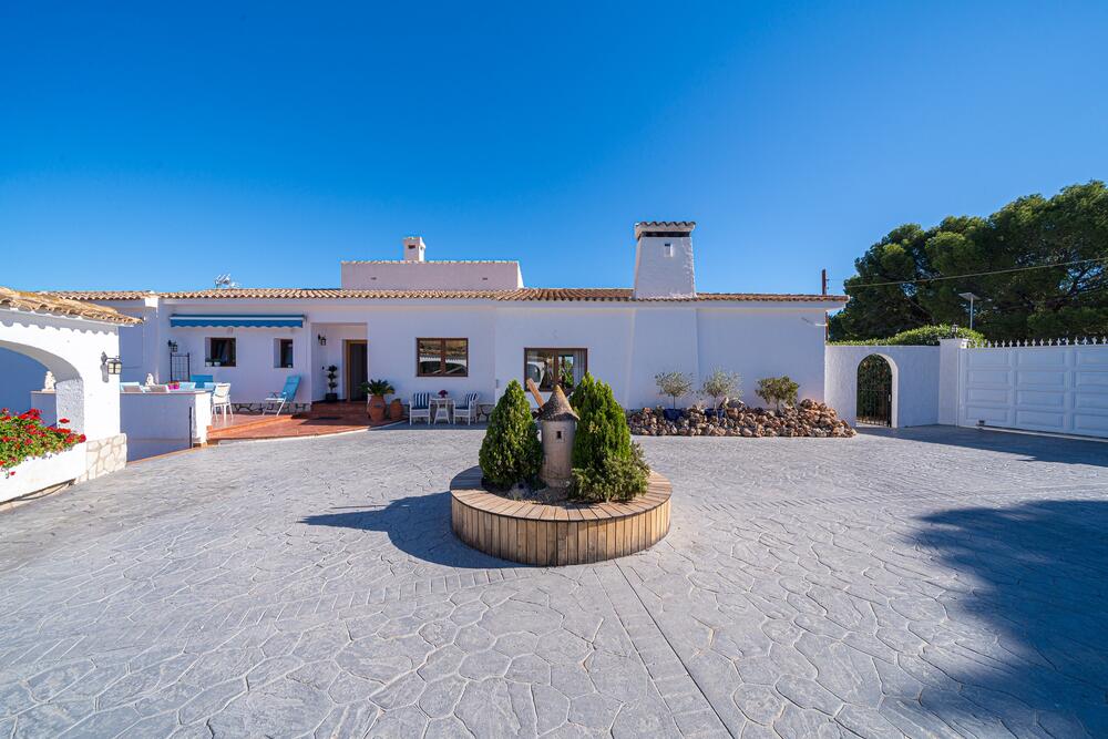 96 Belmonte Detached house / Villa  Alfaz del pi