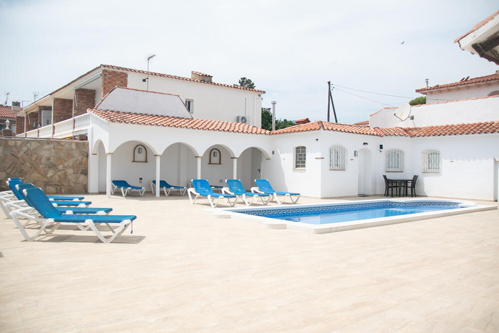 V-VIENA VILLA VIENA Villa privée / Villa Mont-roig del Camp V-VIENA VILLA VIENA Villa privée / Villa Mont-roig del Camp