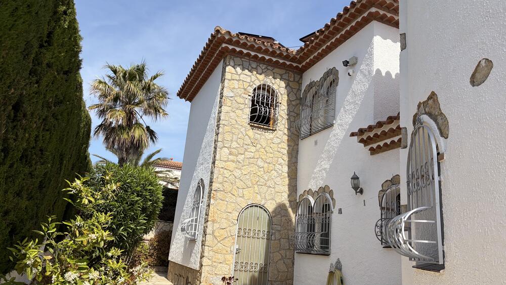 V-MICHEL VILLA MICHEL Casa aislada / Villa  Mont-roig del Camp