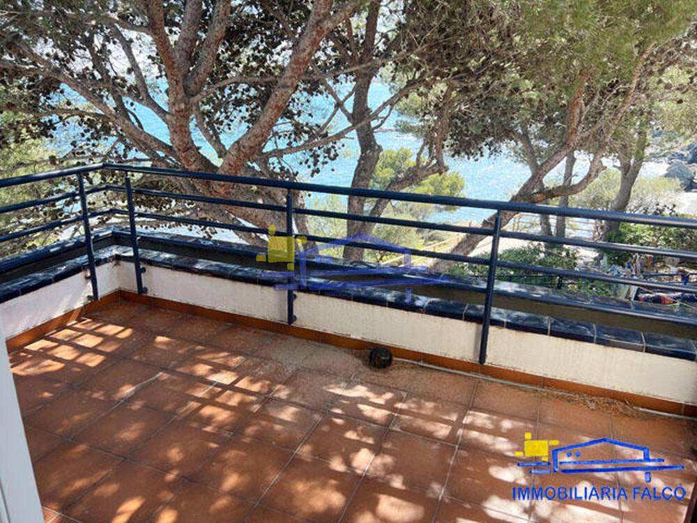 CAS 9 CAS 9 Apartamento Les Tonyines LLANÇA CAS 9 CAS 9 Apartamento Les Tonyines LLANÇA