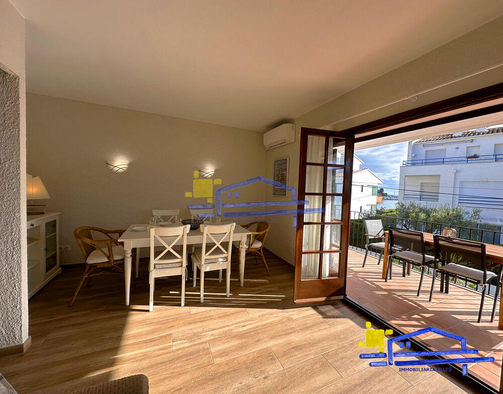 AP-36 SALA Apartment Sant Carles LLANÇÀ AP-36 SALA Apartment Sant Carles LLANÇÀ