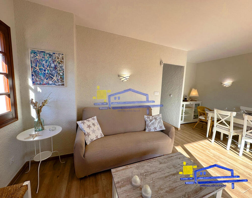 AP-36 SALA Apartment Sant Carles LLANÇÀ AP-36 SALA Apartment Sant Carles LLANÇÀ