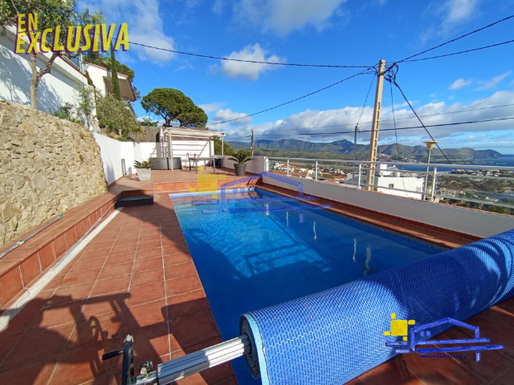 CAS-11 Espectacular casa totalmente reformada con las mejores vistas panoramicas de llançà Casa aislada / Villa fané de dalt Llançà CAS-11 Espectacular casa totalmente reformada con las mejores vistas panoramicas de llançà Casa aislada / Villa fané de dalt Llançà