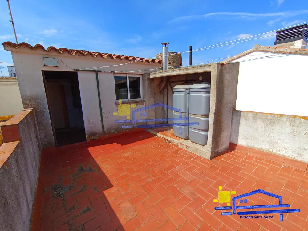 CAS-4 Casa de poble per reformar. Casa de pueblo Llançà CAS-4 Casa de poble per reformar. Casa de pueblo Llançà