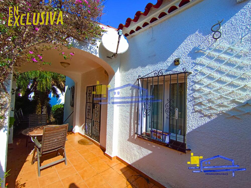 CAS-2 Preciosa casa amb grans vistes al mar. Casa aislada / Villa Urbanització Santa Isabel Port de la Selva (El) CAS-2 Preciosa casa amb grans vistes al mar. Casa aislada / Villa Urbanització Santa Isabel Port de la Selva (El)