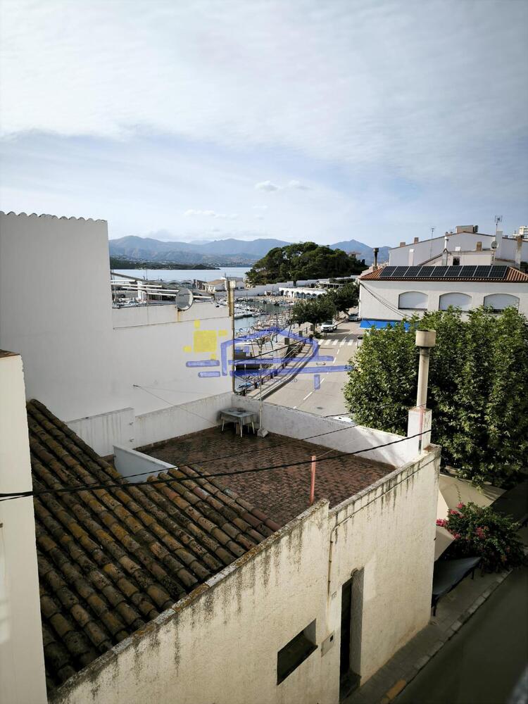 CAS-10 Casa al Port de la Selva al vell mig de la vila amb vistes al mar. Apartamento Vila centre Port de la Selva (El) CAS-10 Casa al Port de la Selva al vell mig de la vila amb vistes al mar. Apartamento Vila centre Port de la Selva (El)