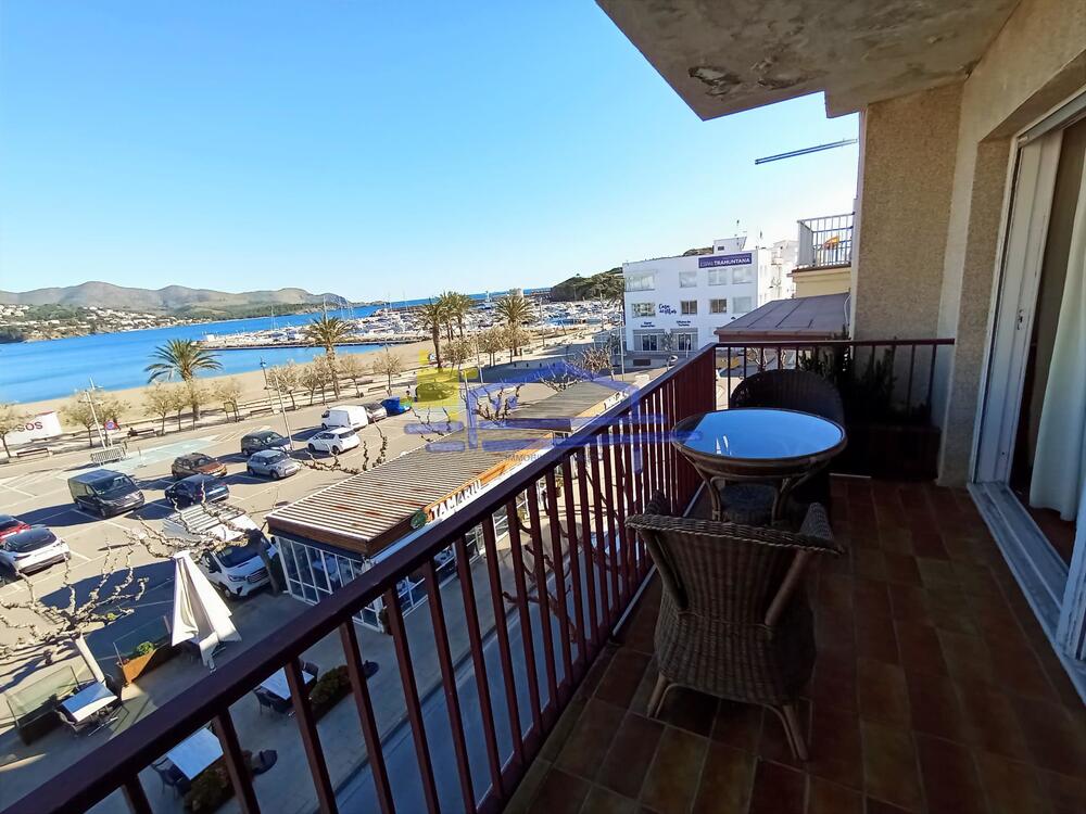 AP.11-3 Apartament en primera línia de mar al Port de Llançà. Apartamento Llançà AP.11-3 Apartament en primera línia de mar al Port de Llançà. Apartamento Llançà