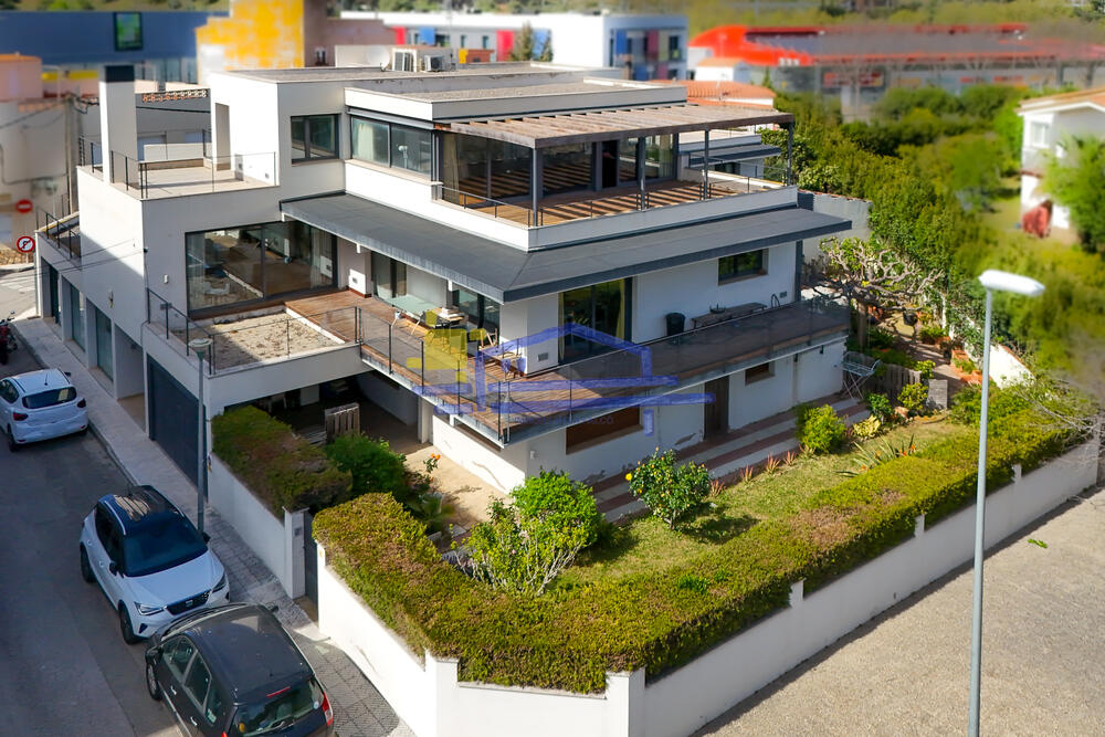 CAS-8 Exclusiva casa unifamiliar en venda a Llançà Casa aïllada / Villa La Vila Llançà CAS-8 Exclusiva casa unifamiliar en venda a Llançà Casa aïllada / Villa La Vila Llançà