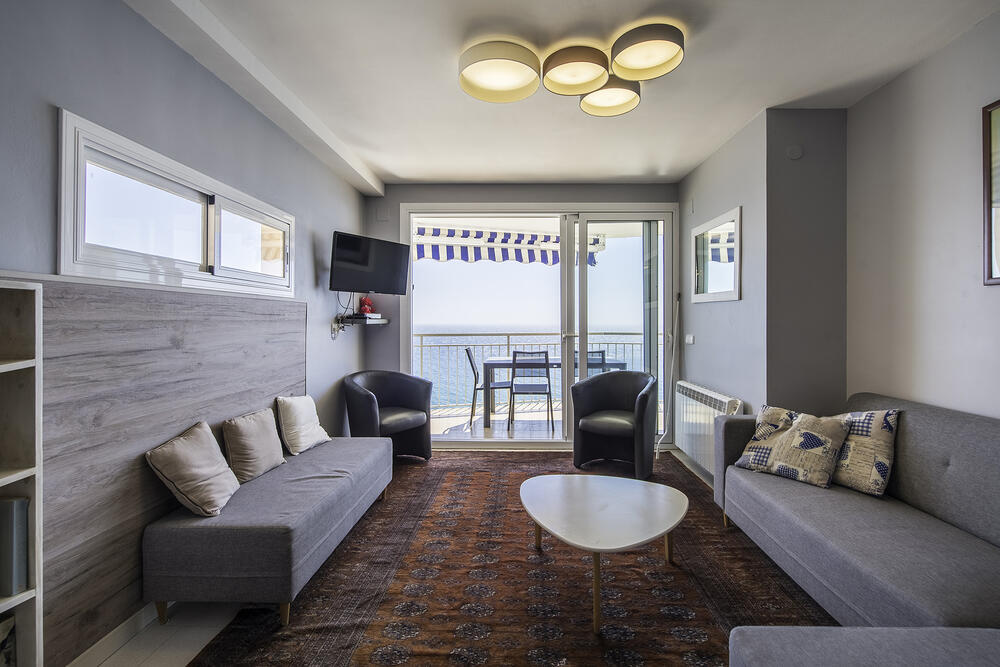 Cannes 8-3 Apartament CA 8-3 Platja d’Aro Apartment  Platja d'Aro