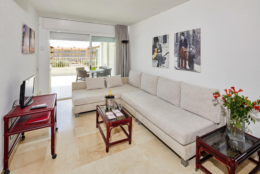 CENT-B-01 Centremar 5 adultos vista piscina Apartamento Estartit (L´) CENT-B-01 Centremar 5 adultos vista piscina Apartamento Estartit (L´)