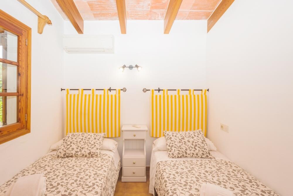 5 Villa Relax Detached house / Villa <NO VALUE> 5 Villa Relax Detached house / Villa <NO VALUE>
