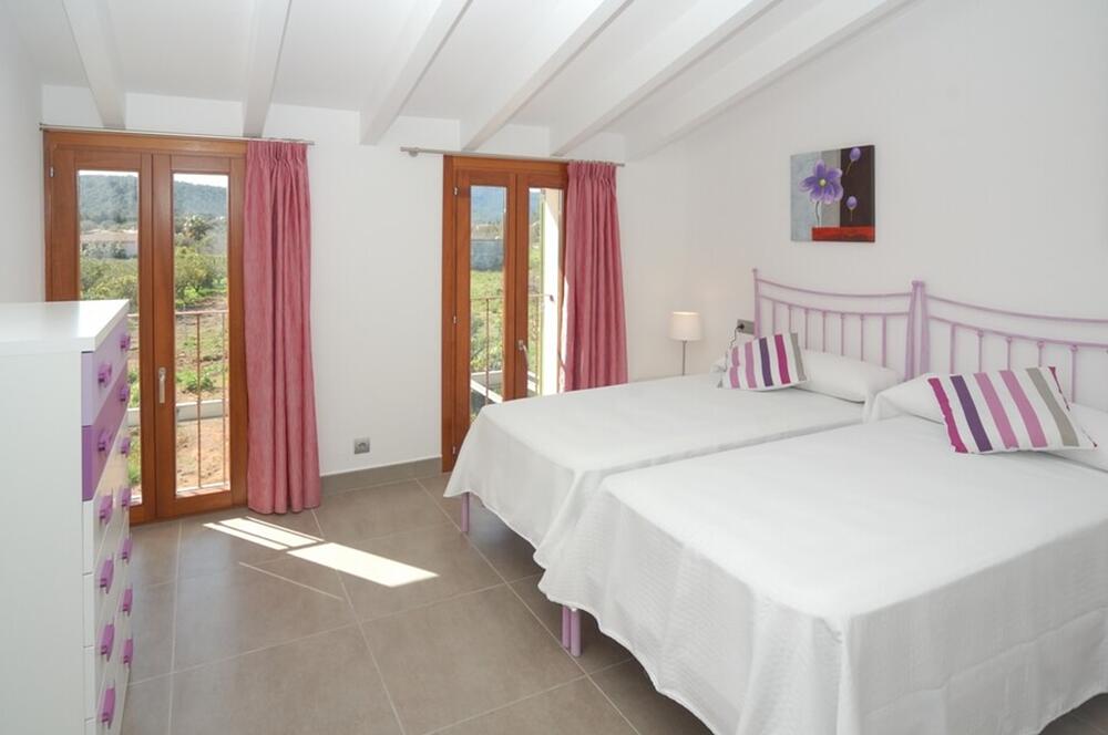 13 Villa Maria Detached house / Villa  <NO VALUE>