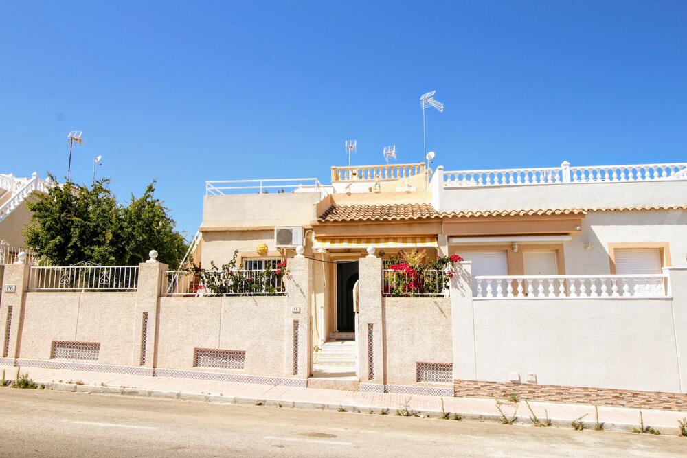 A-0309 ESPUNA Semi-detached house Torrevieja A-0309 ESPUNA Semi-detached house Torrevieja