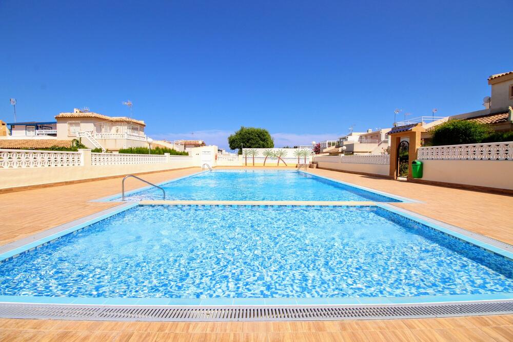 A-0309 ESPUNA Semi-detached house Torrevieja A-0309 ESPUNA Semi-detached house Torrevieja