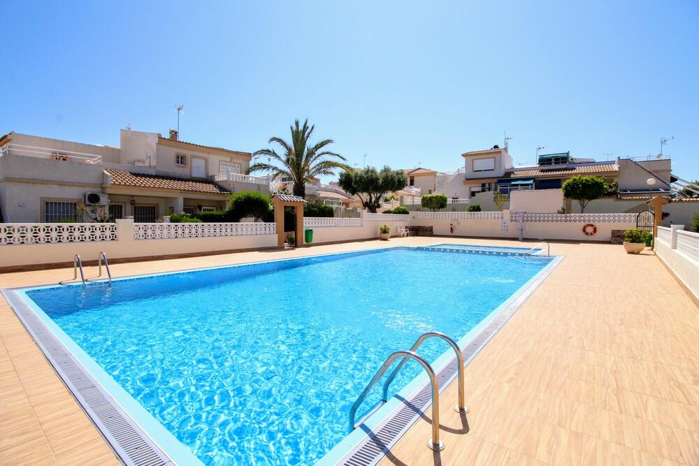 A-0309 ESPUNA Semi-detached house Torrevieja A-0309 ESPUNA Semi-detached house Torrevieja
