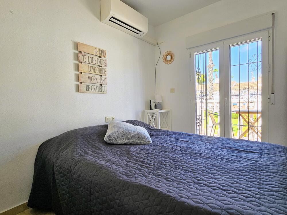 A-0405 RUIDERA Semi-detached house  Torrevieja