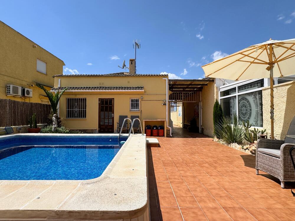 A-0420 CASALS Detached house / Villa Torrevieja A-0420 CASALS Detached house / Villa Torrevieja