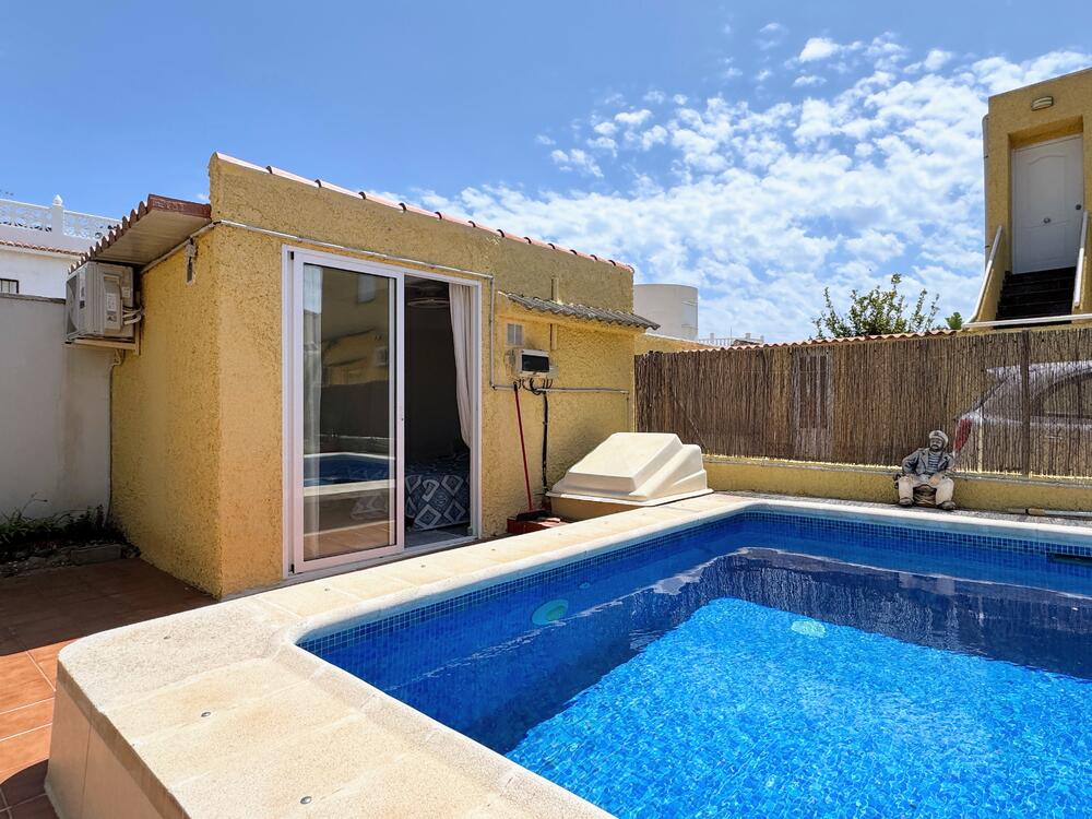 A-0420 CASALS Detached house / Villa Torrevieja A-0420 CASALS Detached house / Villa Torrevieja