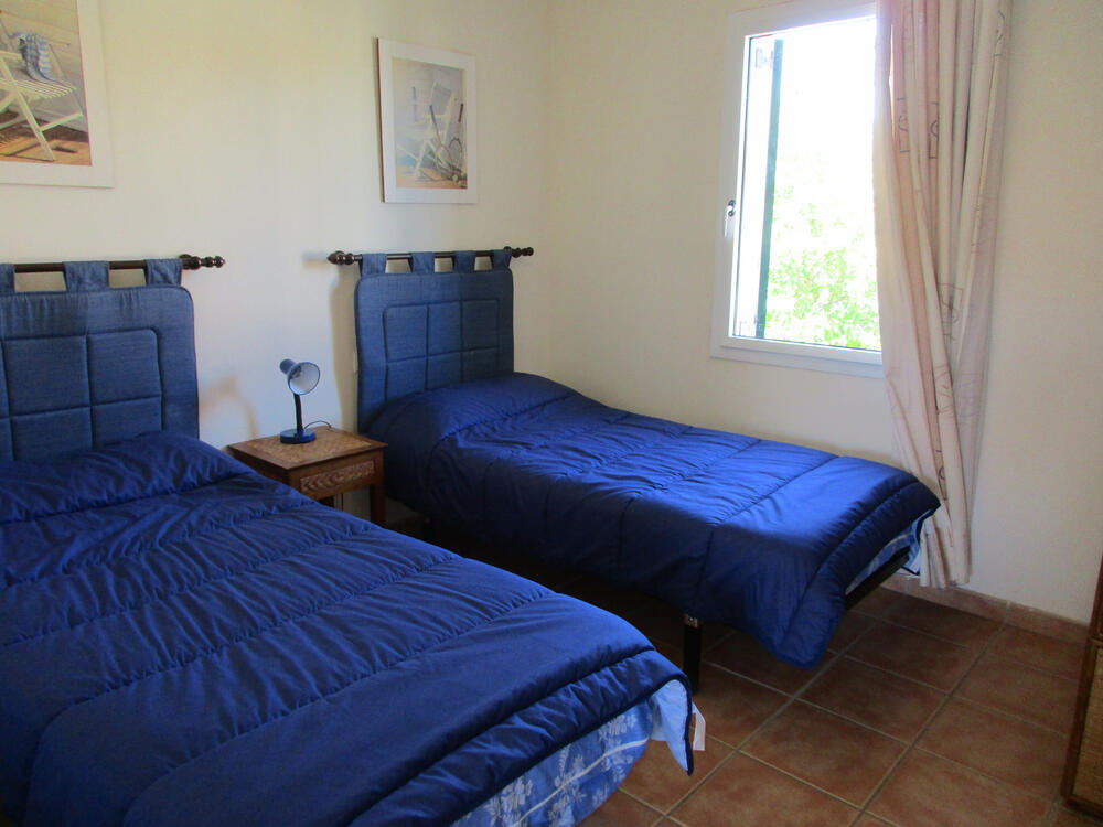 Zimmer mit zwei Einzelbetten Zimmer mit zwei Einzelbetten