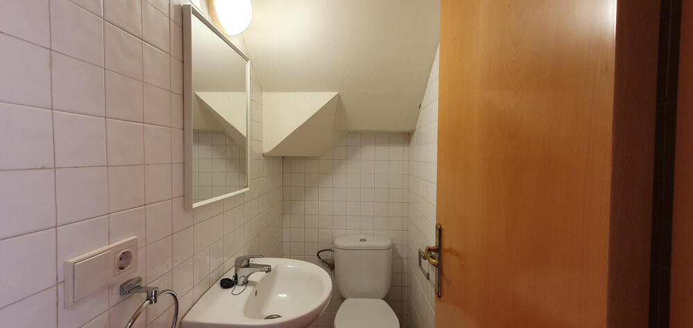 Toilette au rez-de-chaussée Toilette au rez-de-chaussée