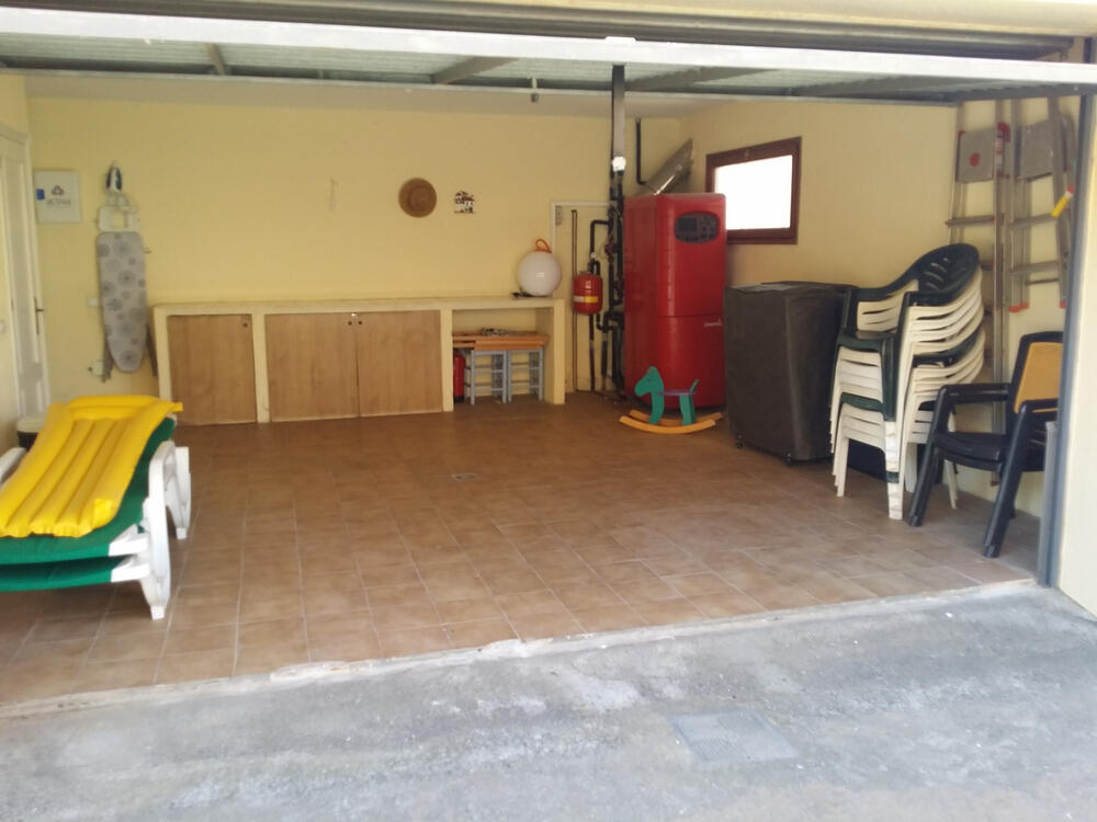 Garage Garage