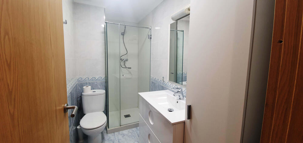 Komplettes Badezimmer Komplettes Badezimmer