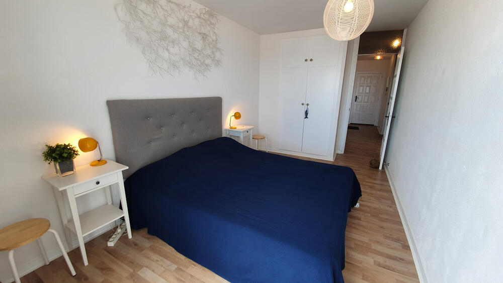 Schlafzimmer mit Doppelbett Schlafzimmer mit Doppelbett