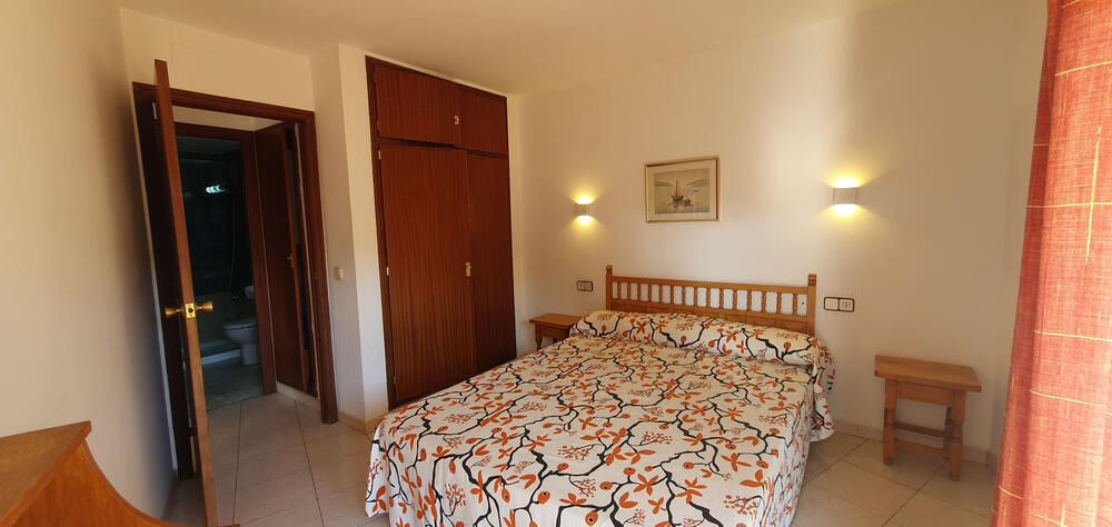 Schlafzimmer mit Doppelbett Schlafzimmer mit Doppelbett