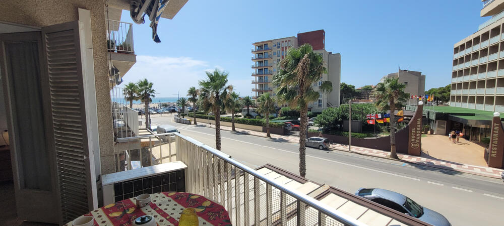 Terrassa amb vistes al mar Terrassa amb vistes al mar