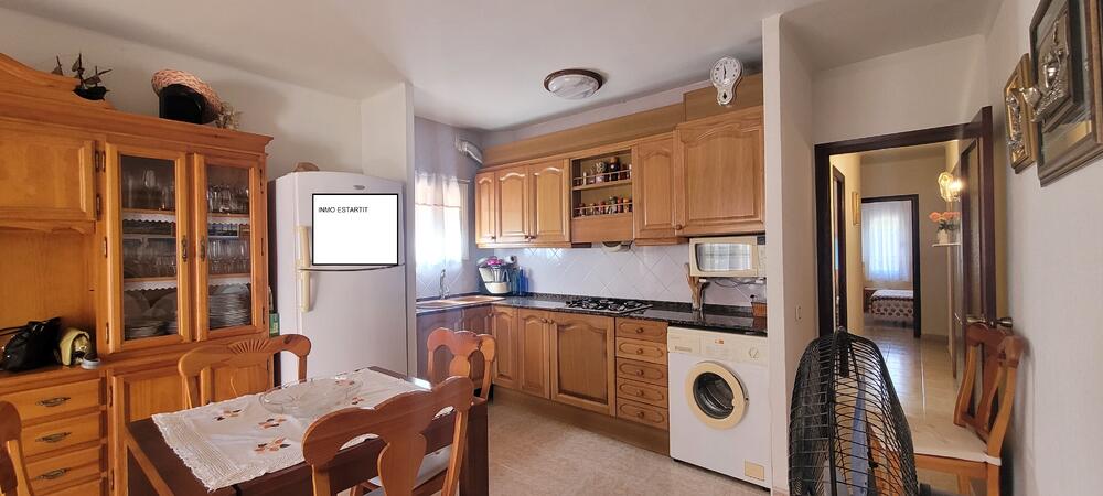 53 Apartament de tres habitacions amb terrassa a L’Estartit Apartament L´Estartit 53 Apartament de tres habitacions amb terrassa a L’Estartit Apartament L´Estartit