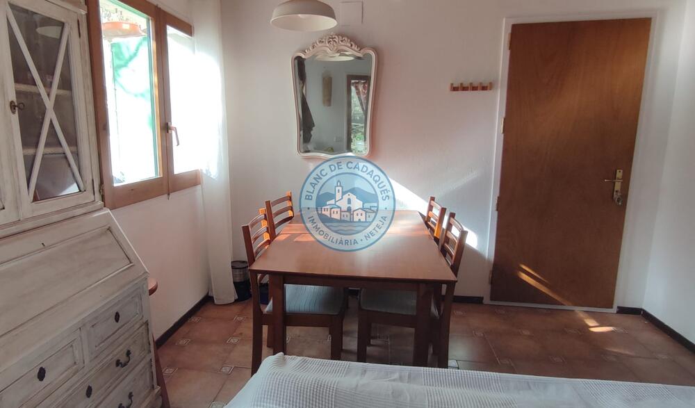 CAROLA DANES PAGANS CASA AMB ENCANT I UNA ÀMPLIA SORTIDA AL JARDÍ Apartamento Cadaqués CAROLA DANES PAGANS CASA AMB ENCANT I UNA ÀMPLIA SORTIDA AL JARDÍ Apartamento Cadaqués