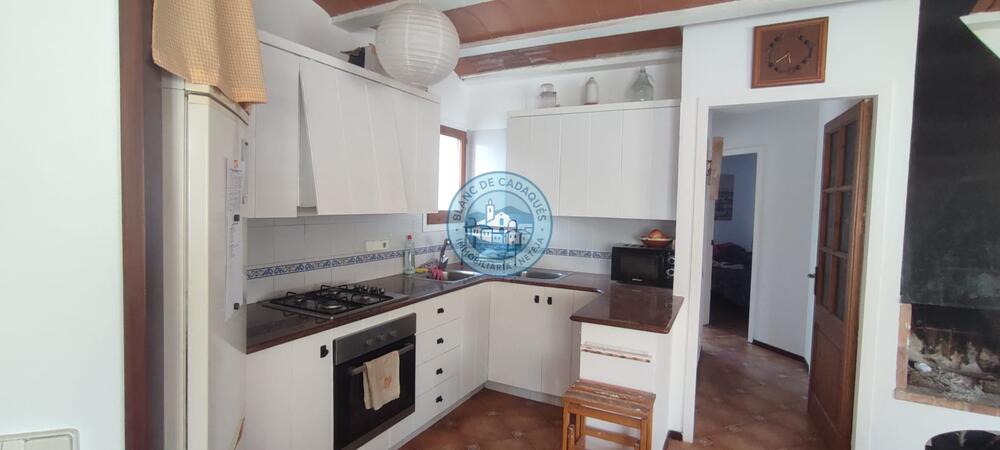 CAROLA DANES PAGANS CASA AMB ENCANT I UNA ÀMPLIA SORTIDA AL JARDÍ Apartamento Cadaqués CAROLA DANES PAGANS CASA AMB ENCANT I UNA ÀMPLIA SORTIDA AL JARDÍ Apartamento Cadaqués