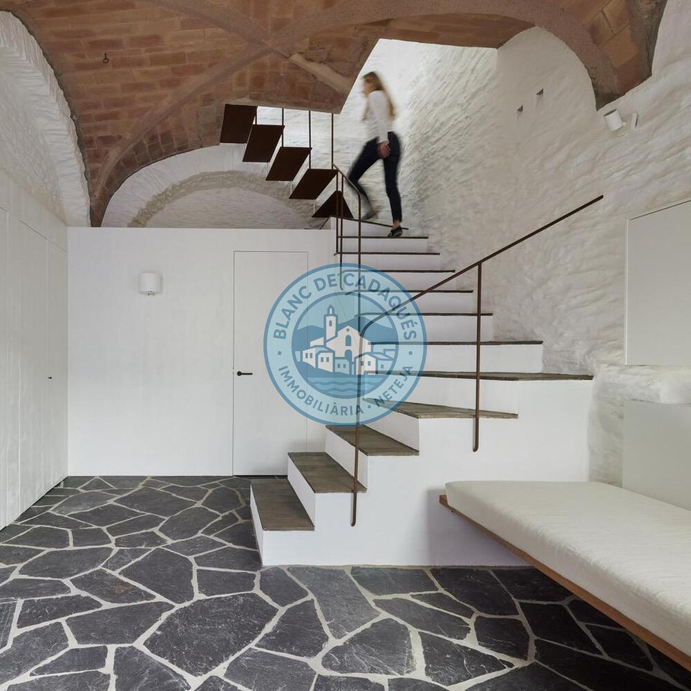 YOLANDA Icónica casa con jardín en el centro de Cadaqués Casa aislada / Villa Cadaqués YOLANDA Icónica casa con jardín en el centro de Cadaqués Casa aislada / Villa Cadaqués