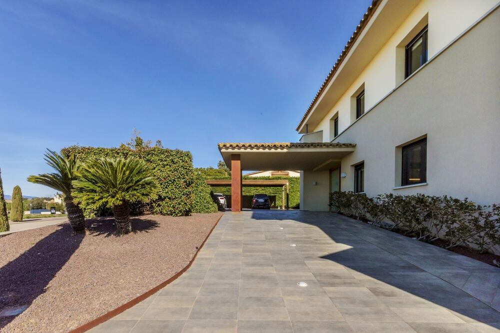 CM2356 VILLA GOLF Casa aïllada / Villa  Peralada