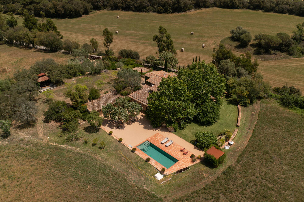 CM2381 CAN CANYELLES Detached house / Villa Mont-ras CM2381 CAN CANYELLES Detached house / Villa Mont-ras