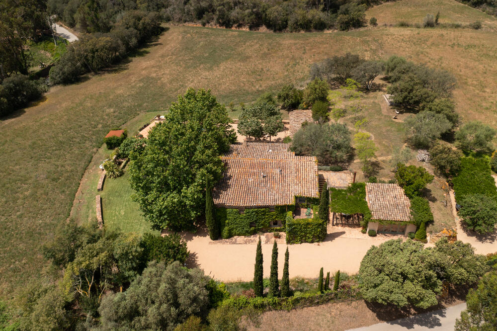 CM2381 CAN CANYELLES Detached house / Villa Mont-ras CM2381 CAN CANYELLES Detached house / Villa Mont-ras