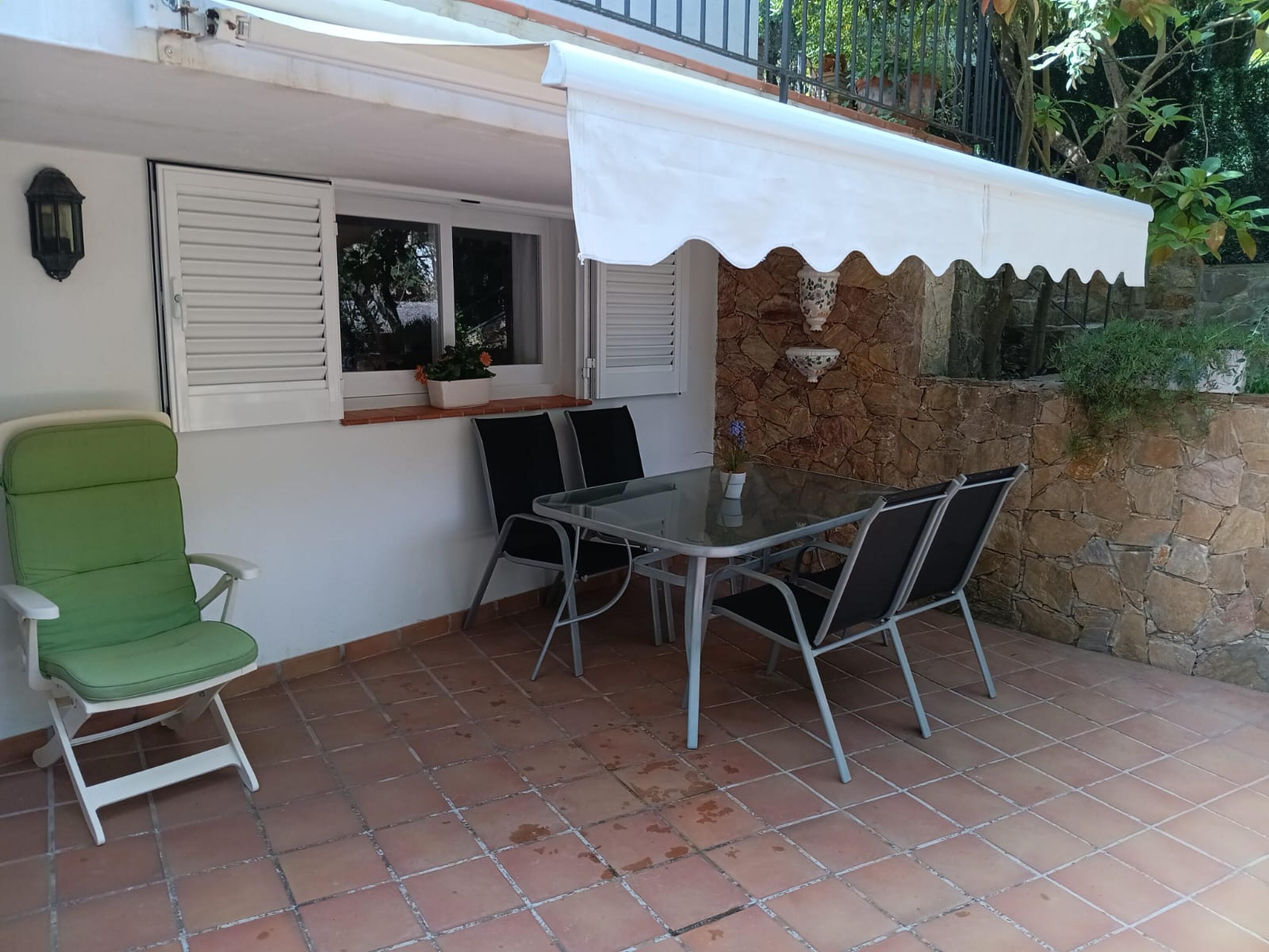 GELABERT BAIXOS