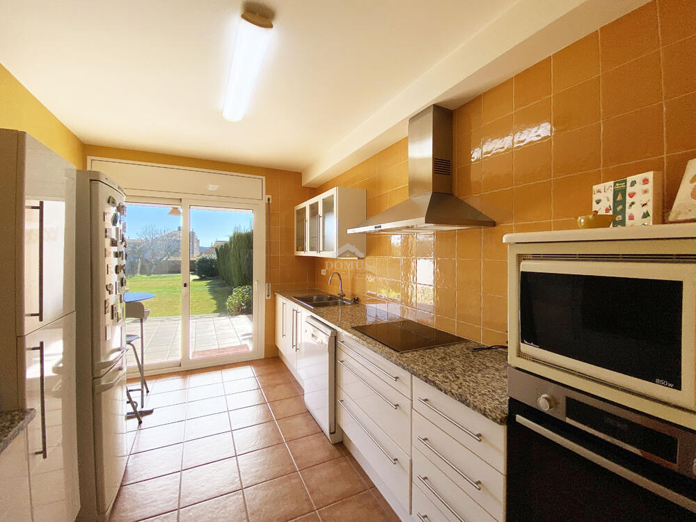 2225 Casa jardí Detached house / Villa Centre Palafrugell 2225 Casa jardí Detached house / Villa Centre Palafrugell