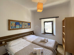 063 Cals avis Dorpshuis Centre Begur