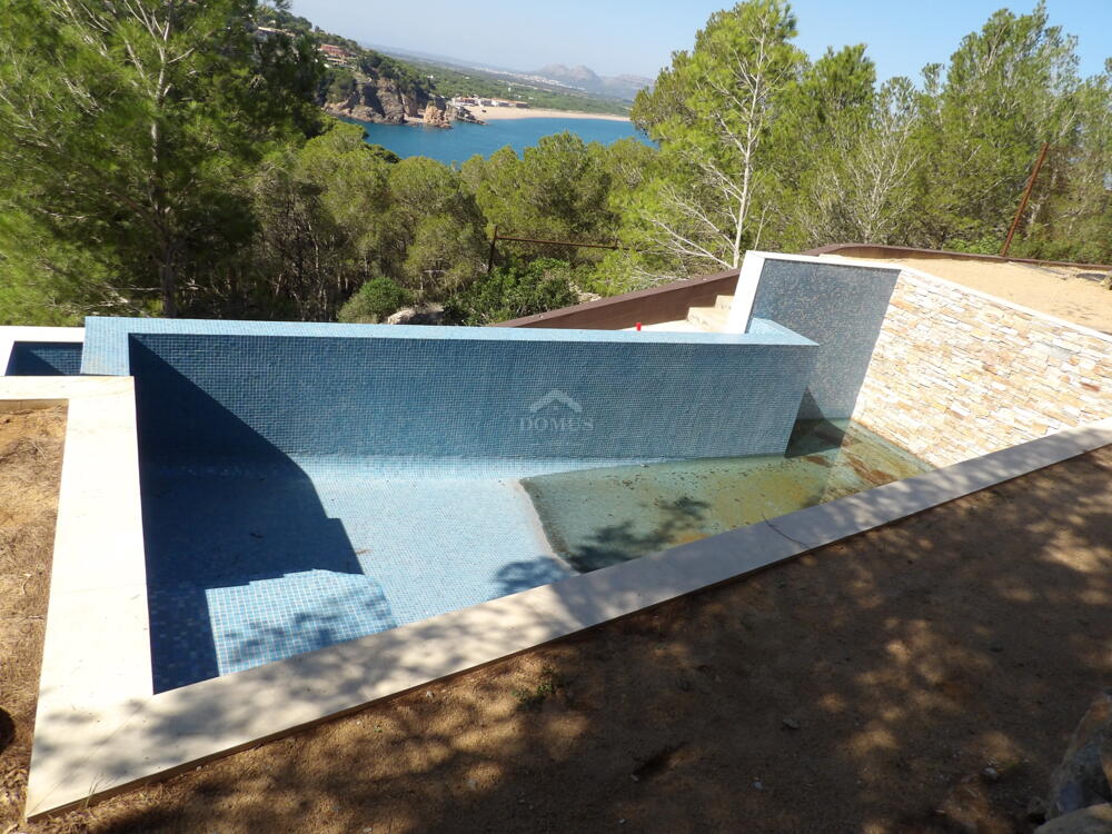 798 La Pedrera - HABITATGE 11 Detached house / Villa Sa Riera Begur 798 La Pedrera - HABITATGE 11 Detached house / Villa Sa Riera Begur