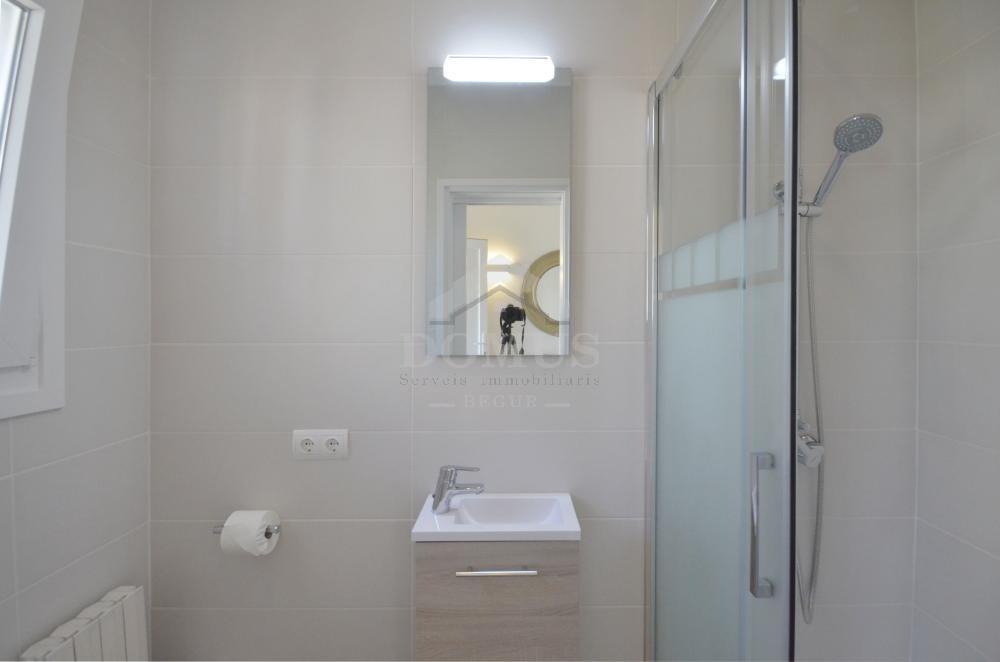 051 Casa Blanca Vrijstaand huis / Villa Centre Begur 051 Casa Blanca Vrijstaand huis / Villa Centre Begur