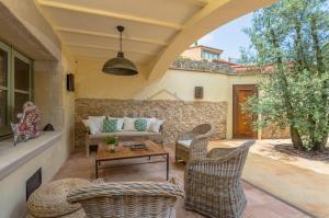 5103 Casa Alzines Village house Centre Begur