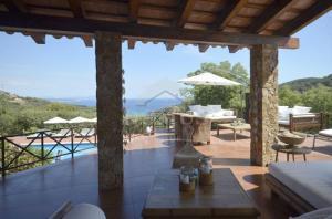 2061 Casa Dadumbo Detached house / Villa Sa Riera Begur