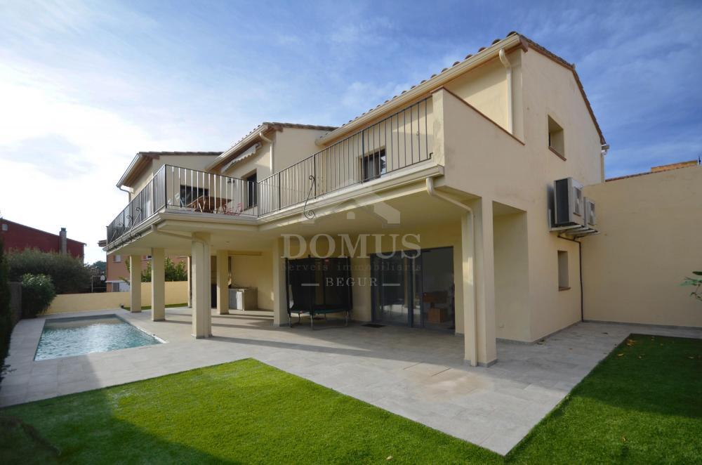 102 Casa Es Castell Vrijstaand huis / Villa Begur Begur 102 Casa Es Castell Vrijstaand huis / Villa Begur Begur