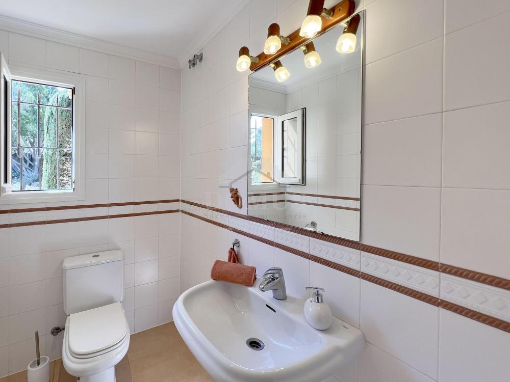 346 Casa Creta Vrijstaand huis / Villa Xarmada Begur 346 Casa Creta Vrijstaand huis / Villa Xarmada Begur