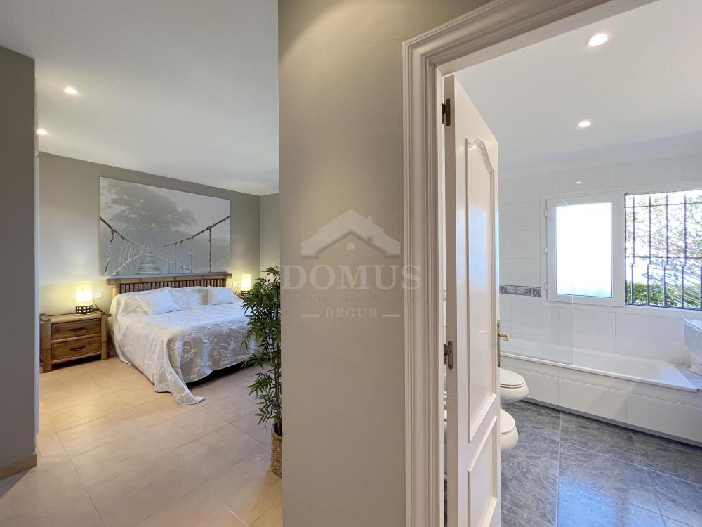 346 Casa Creta Vrijstaand huis / Villa Xarmada Begur 346 Casa Creta Vrijstaand huis / Villa Xarmada Begur