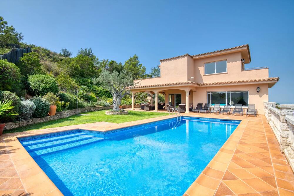 151 Bona Vista Vrijstaand huis / Villa Centre Begur 151 Bona Vista Vrijstaand huis / Villa Centre Begur