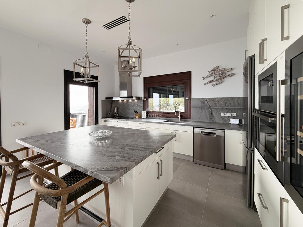 628 La Roca Serena Vrijstaand huis / Villa Aiguaxelida Palafrugell 628 La Roca Serena Vrijstaand huis / Villa Aiguaxelida Palafrugell