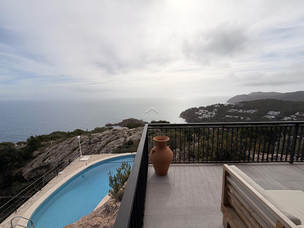 628 La Roca Serena Vrijstaand huis / Villa Aiguaxelida Palafrugell 628 La Roca Serena Vrijstaand huis / Villa Aiguaxelida Palafrugell