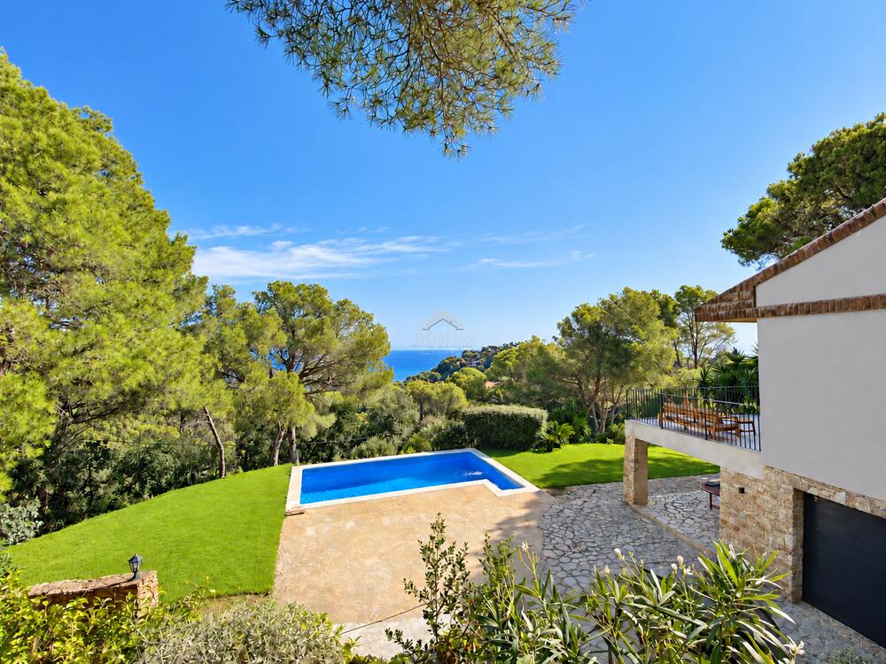 299-1 Casa Prats Casa aislada / Villa Sa Tuna Begur 299-1 Casa Prats Casa aislada / Villa Sa Tuna Begur